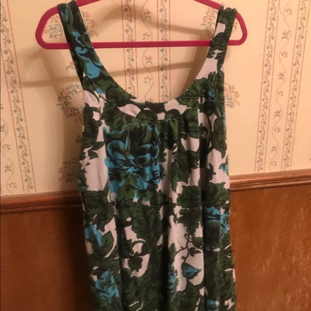 Old Navy Flower Top